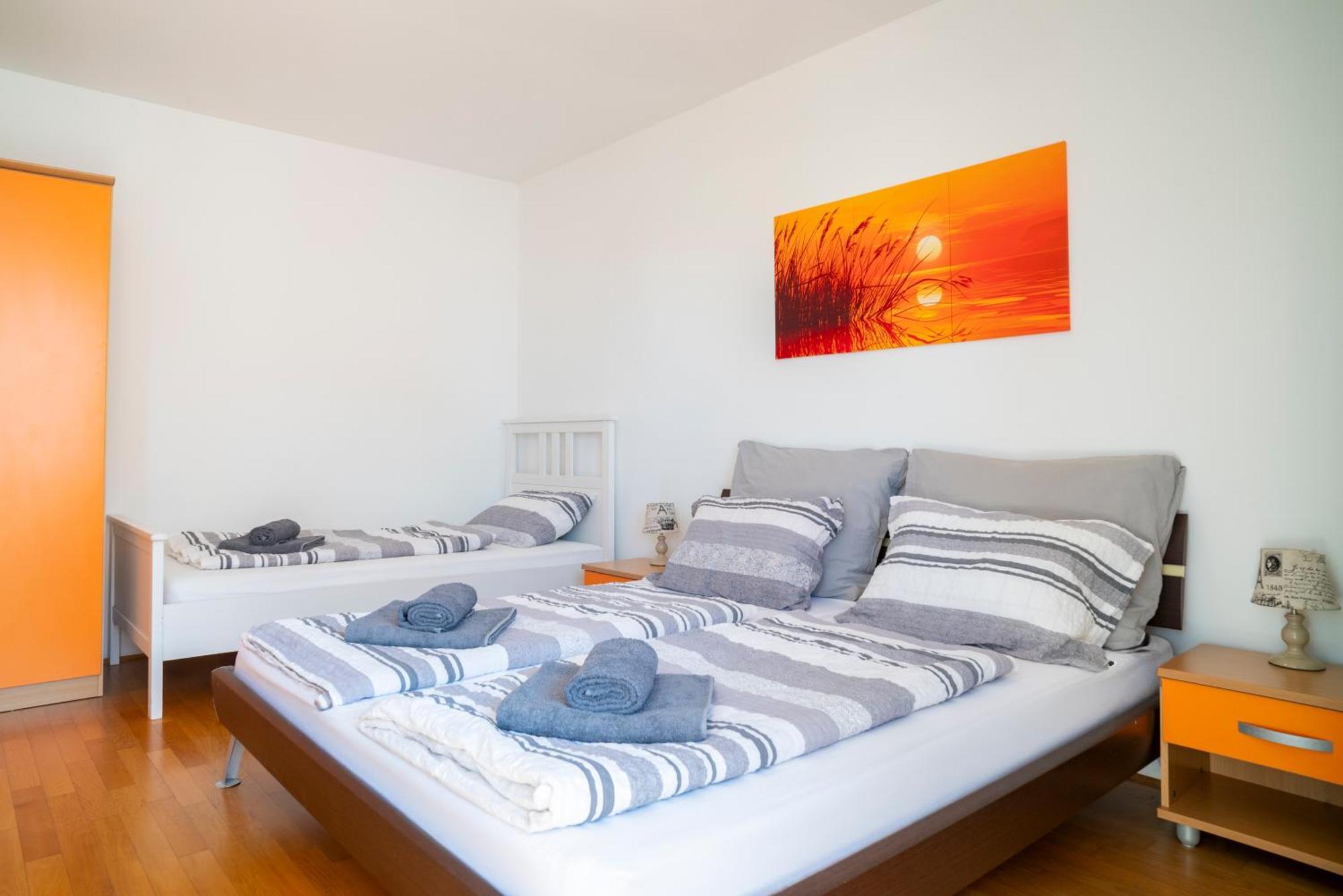 The Orange House Apartment Izola Exterior photo